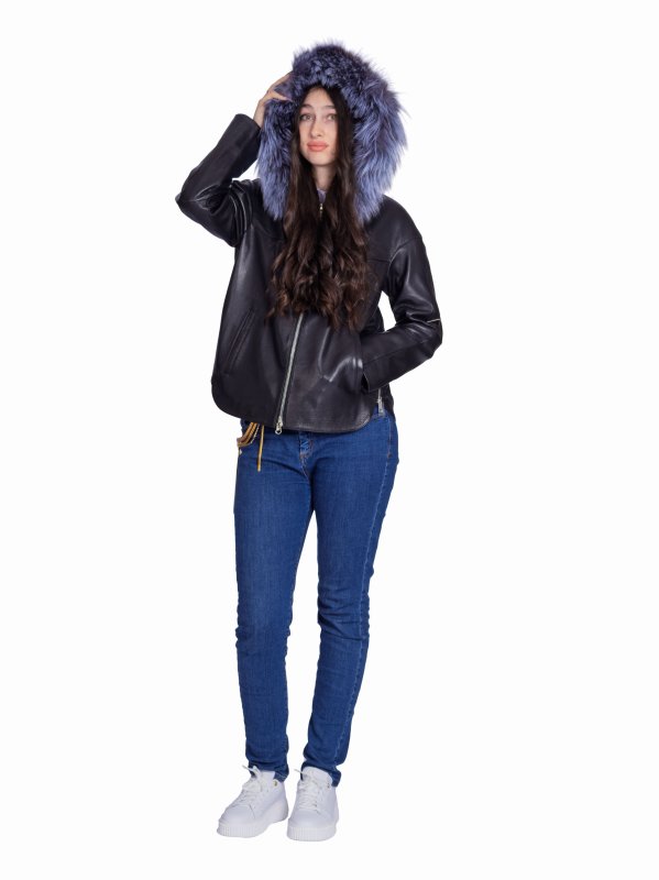 Жіноча шкіряна куртка 26-942