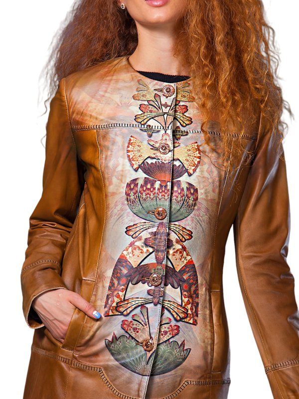 Жіноча шкіряна куртка зі знижкою 9-7101