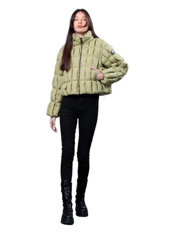 Куртка женская текстильная демисезонная 27-597