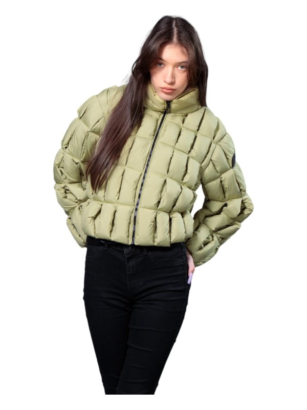 Куртка женская текстильная демисезонная 27-597