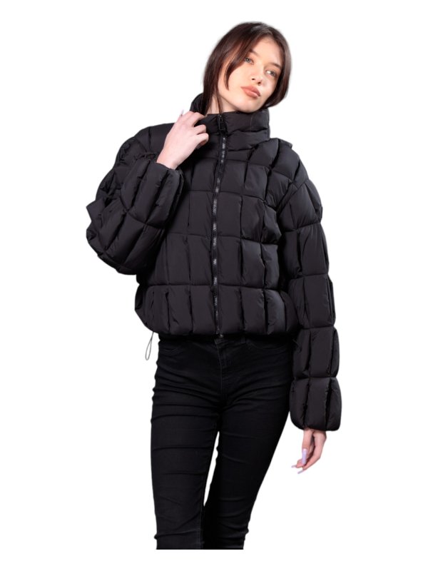 Куртка женская текстильная демисезонная 27-592