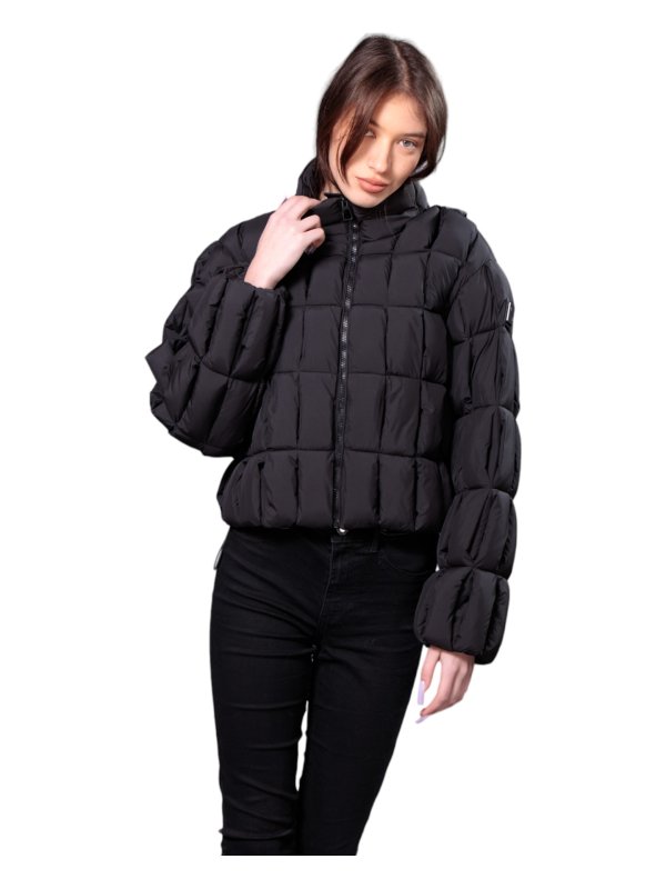 Куртка женская текстильная демисезонная 27-592