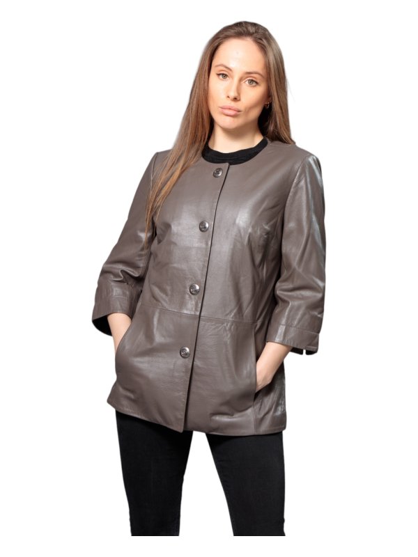 Жіноча шкіряна куртка зі знижкою 18-9613