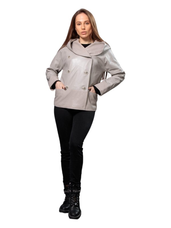 Жіноча шкіряна куртка зі знижкою 18-9485