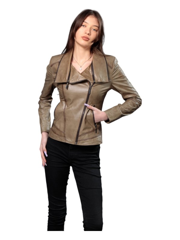 Жіноча шкіряна куртка зі знижкою 18-9628