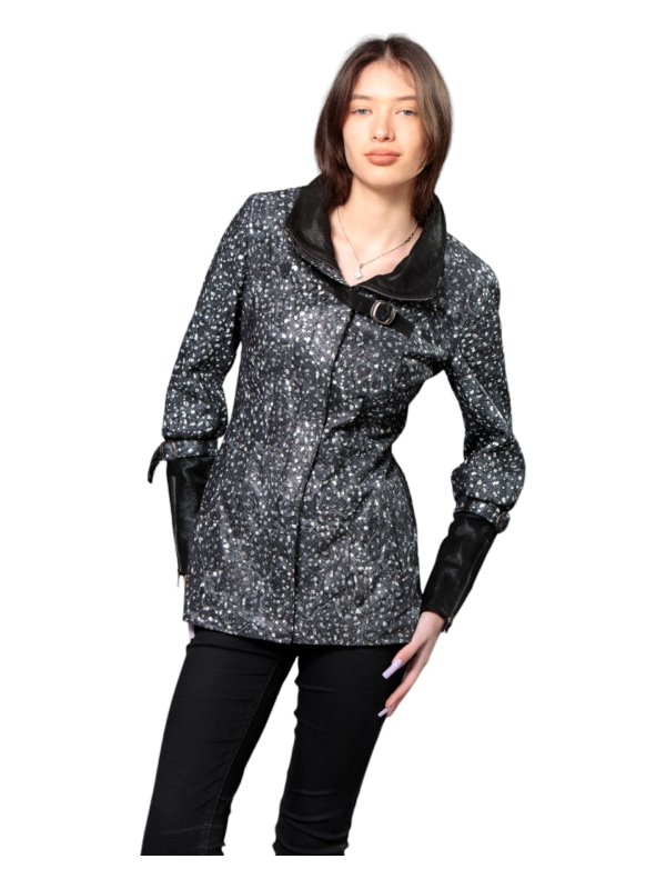 Жіноча шкіряна куртка зі знижкою 18-9620