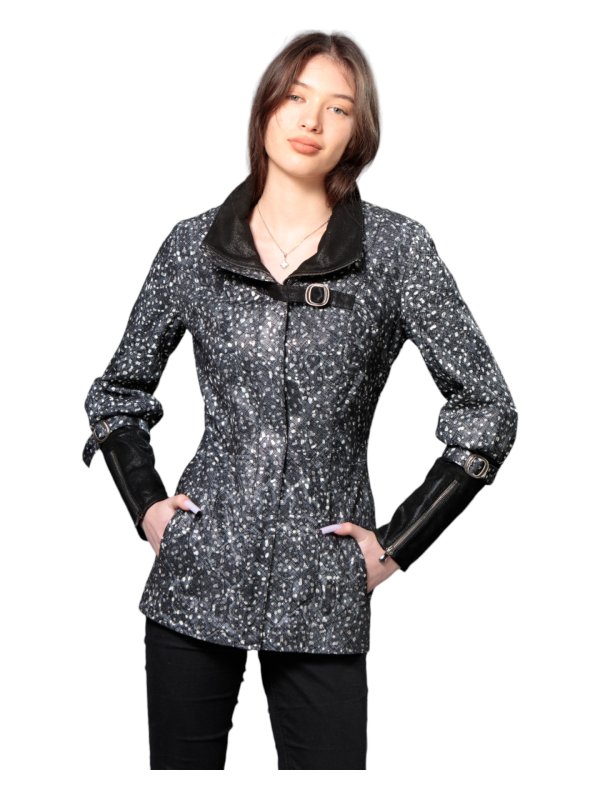 Жіноча шкіряна куртка зі знижкою 18-9620