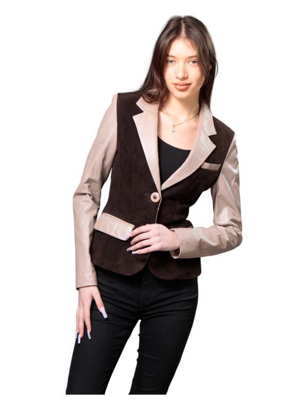 Жіноча шкіряна куртка зі знижкою 18-9634