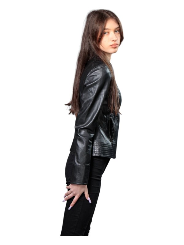 Жіноча шкіряна куртка зі знижкою 18-9636