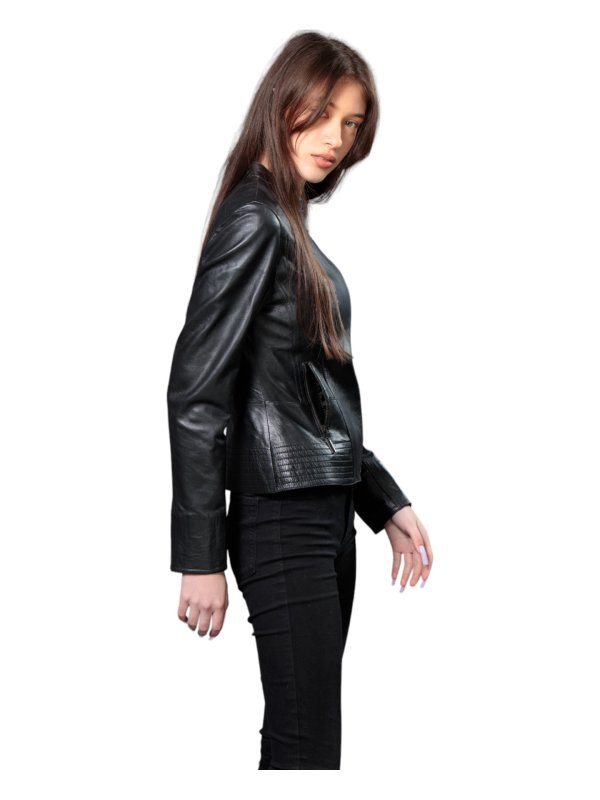 Жіноча шкіряна куртка зі знижкою 18-9636