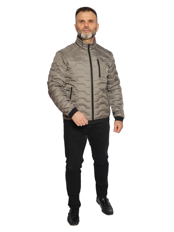 Чоловіча демісезонна куртка з текстилю
27-668