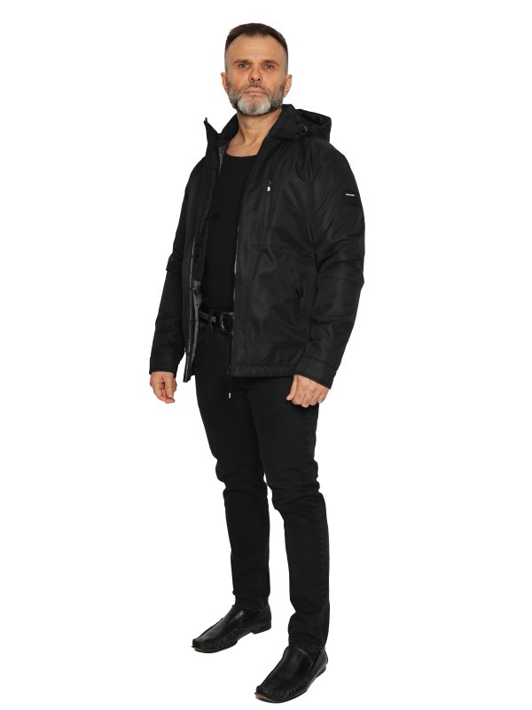 Чоловіча демісезонна куртка з текстилю
27-630