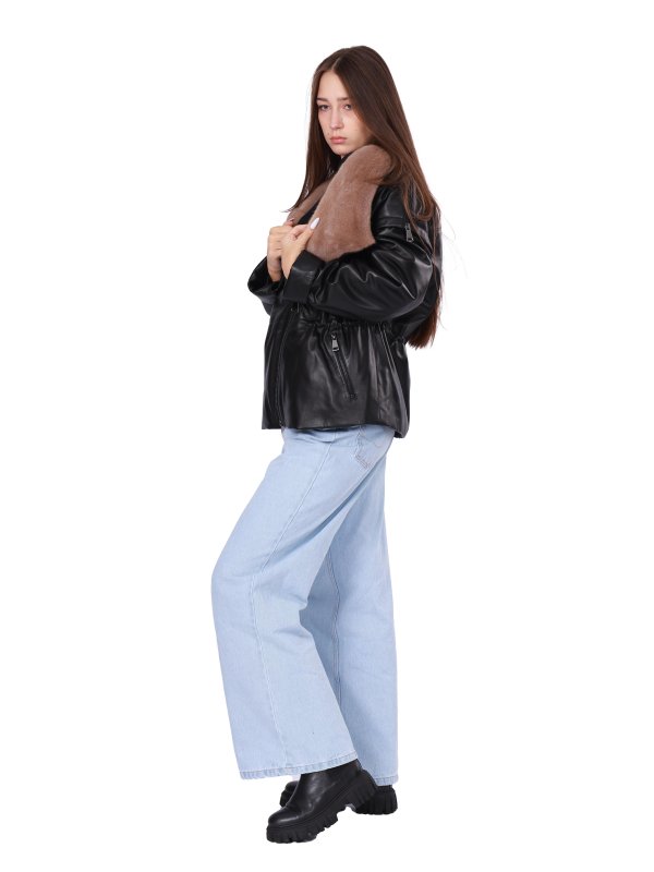 Жіноча шкіряна куртка 26-920