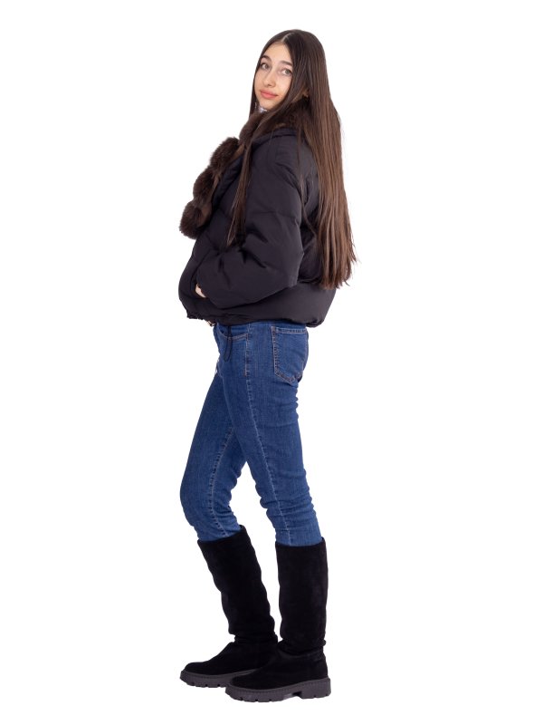 Жіночий зимовий пуховик з натуральним або штучним наповнювачем 36-1483