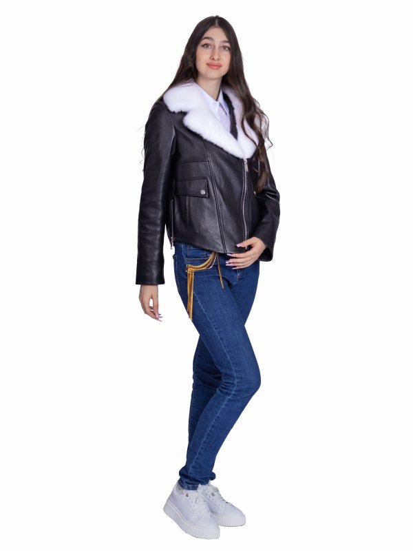 Жіноча шкіряна куртка 26-935