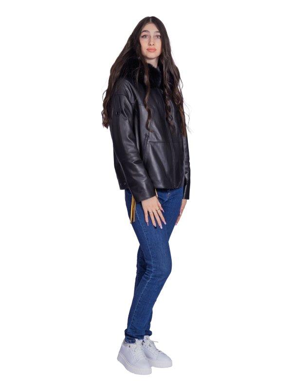 Жіноча шкіряна куртка 26-948