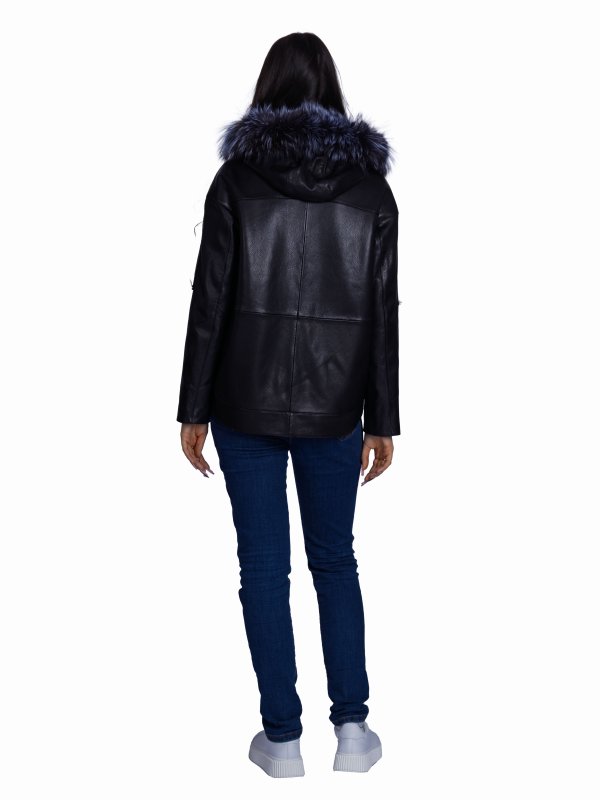 Жіноча шкіряна куртка 26-942