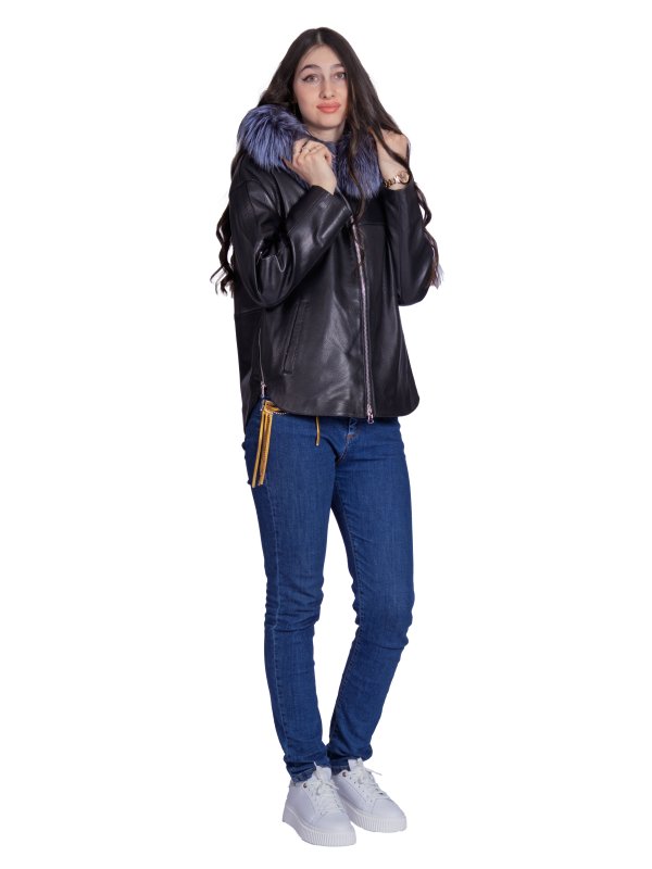 Жіноча шкіряна куртка 26-942