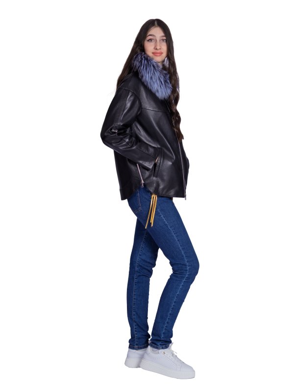 Жіноча шкіряна куртка 26-942