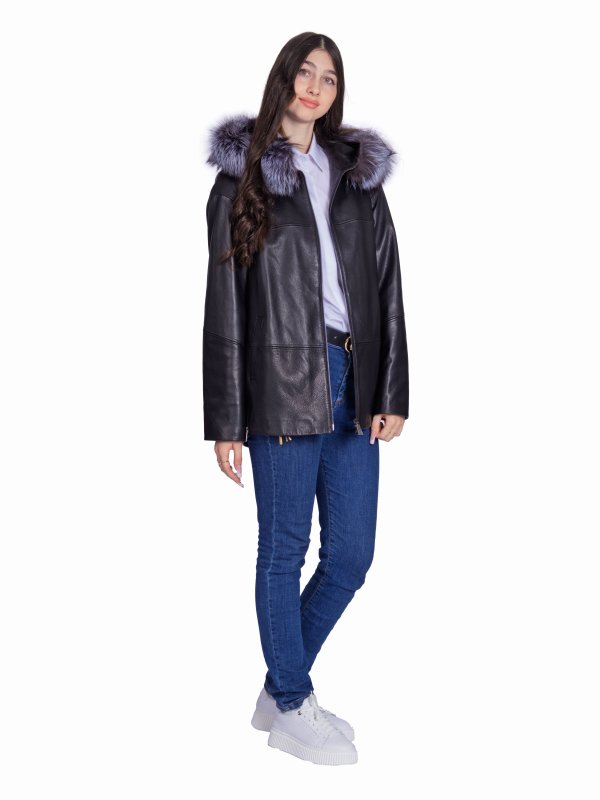 Жіноча шкіряна куртка 26-944