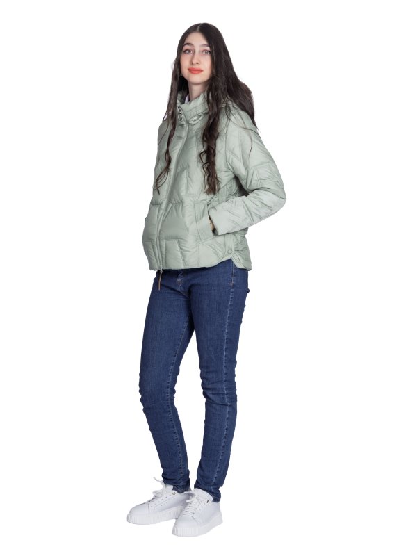 Куртка женская текстильная демисезонная 49-435