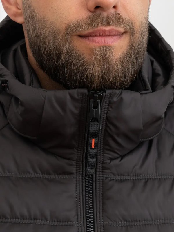 Мужской зимний пуховик из текстиля
36-1550