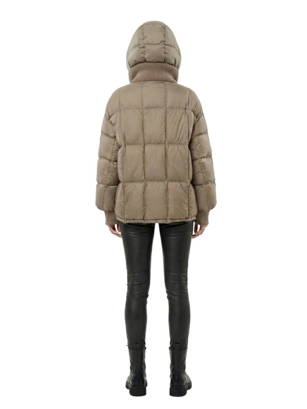 Жіночий зимовий пуховик з натуральним або штучним наповнювачем 36-1531