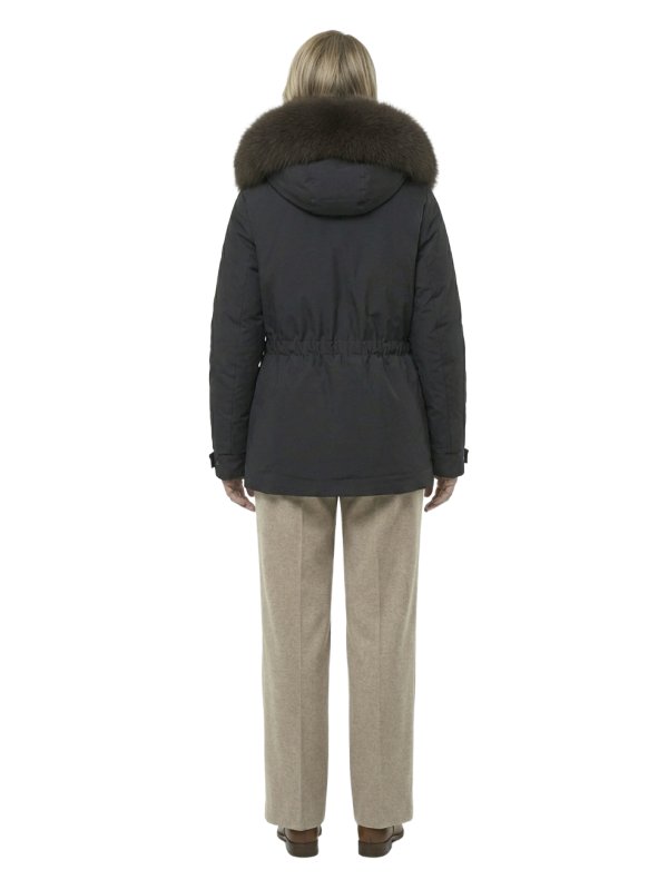 Жіночий зимовий пуховик з натуральним або штучним наповнювачем 36-1581