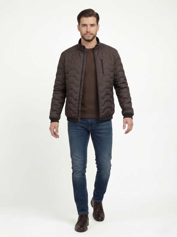 Чоловіча демісезонна куртка з текстилю
27-806