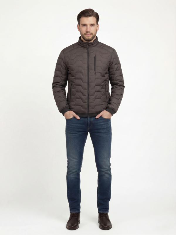 Чоловіча демісезонна куртка з текстилю
27-806