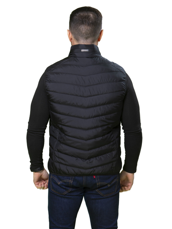 Чоловіча демісезонна куртка з текстилю
27-780