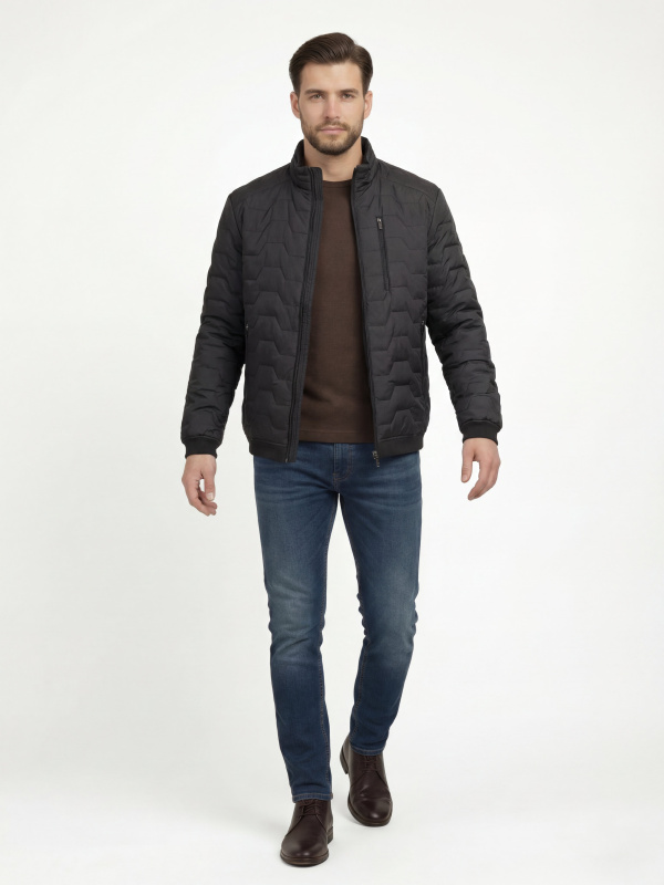 Чоловіча демісезонна куртка з текстилю
27-799