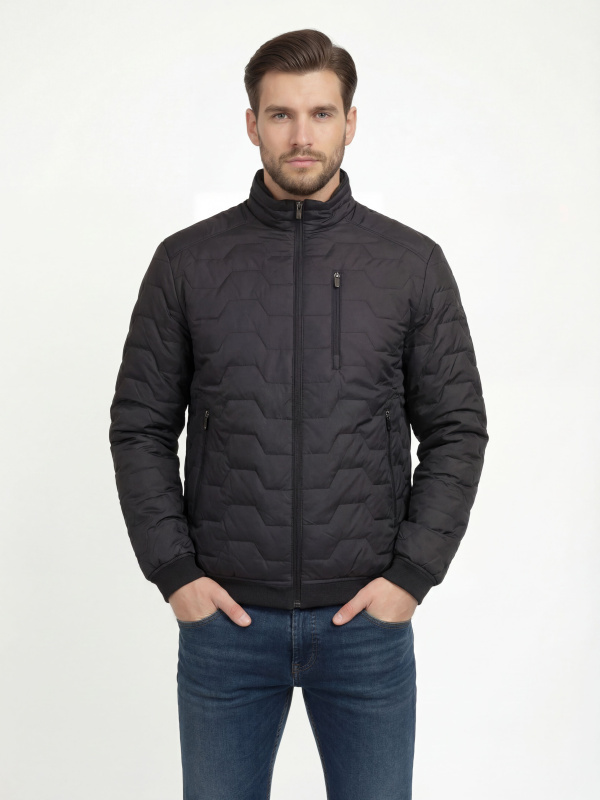 Чоловіча демісезонна куртка з текстилю
27-799